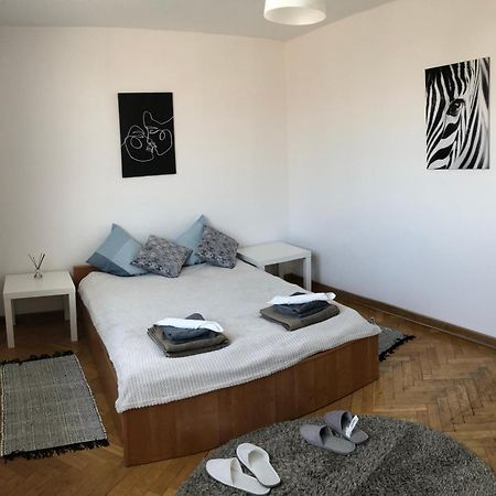 Apartment Swietojerska Warsaw Exterior photo